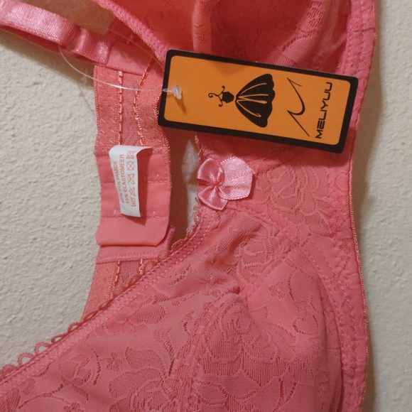 Coral Underwire Bra 34B - Picture 2 of 3